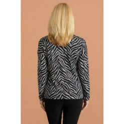 Top 10 😀 Anna Rose Animal Print Knit Top With Necklace For Female 😍 -Anna Rose Shop unnamed file 1090